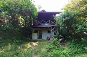 三重県伊賀市北山　青山高原の大自然に包み込まれた別荘物件