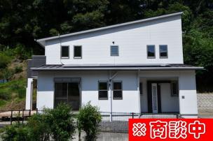 和歌山県日高郡みなべ町　太陽光発電10.2kw付きオール電化住宅