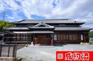 堺市南区別所　敷地470坪超に建つ極太梁・柱の重厚な日本家屋